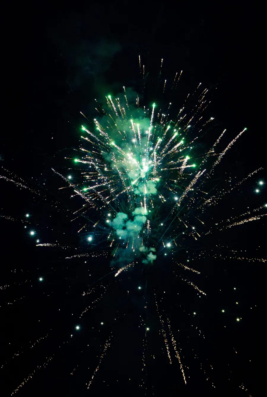 A sparkler and fountain display at an Airwize wedding